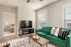 Chic Downtown Waco Apartment